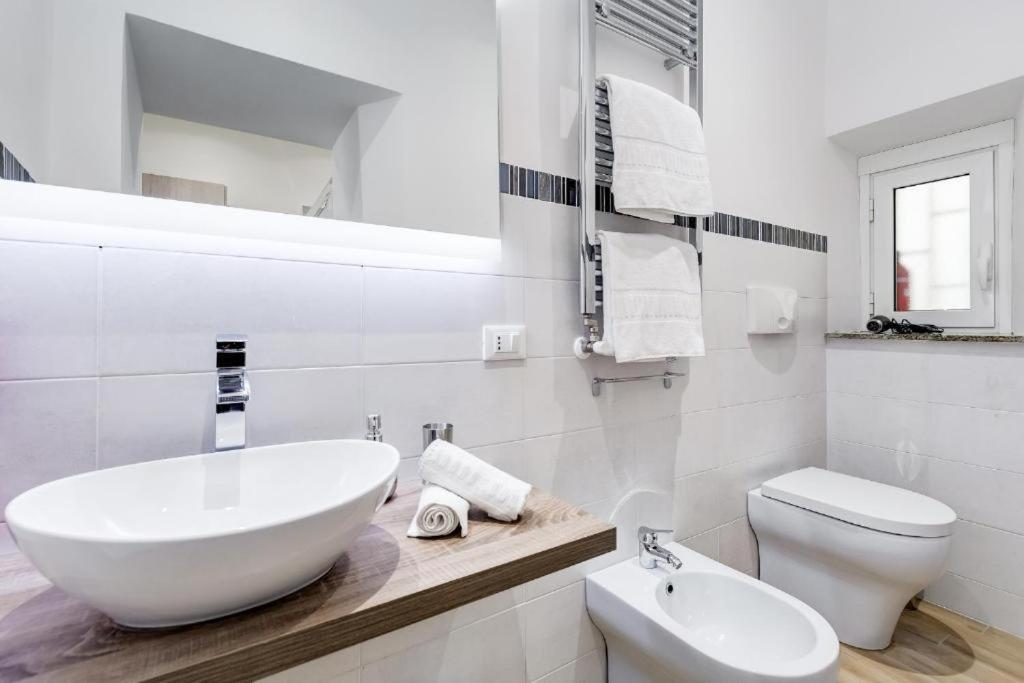 Vatican Prestige Apt By Premium Suites Collection Roma Esterno foto
